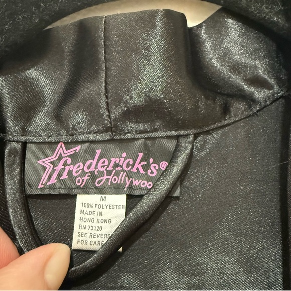 Fredericks of Hollywood black robe Medium - Picture 5 of 5